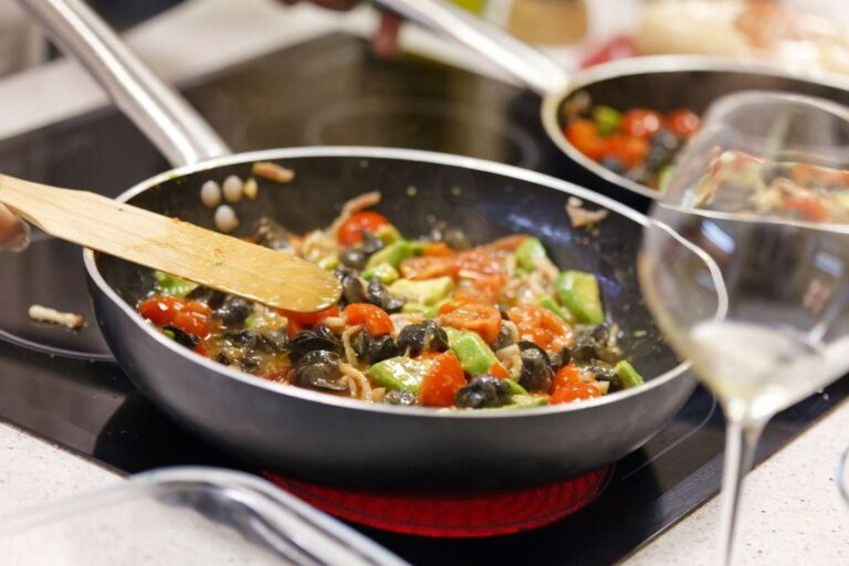 What are the advantages and disadvantages of cookware with non-stick coating?